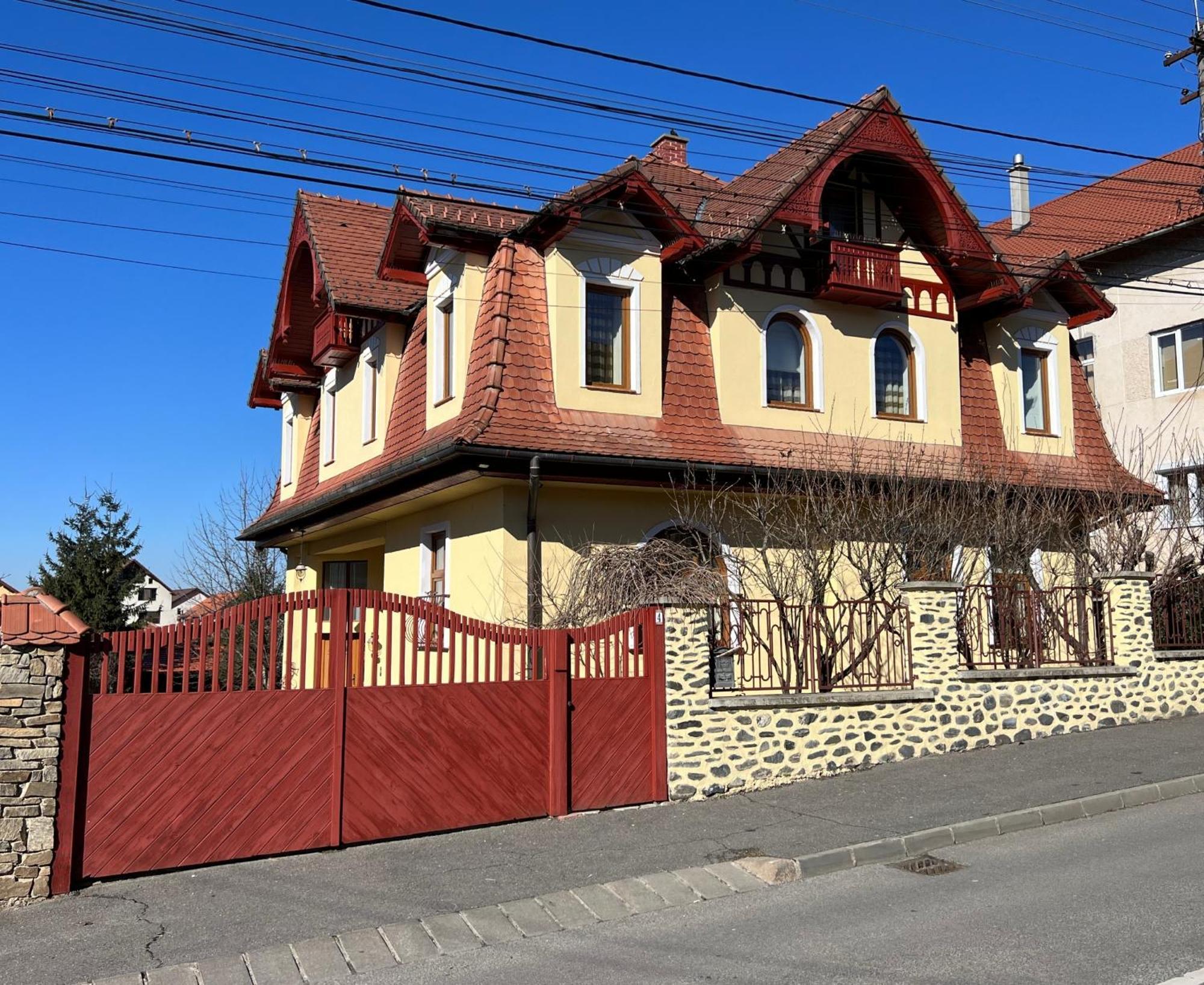 Pensiunea Greenday 17 Sibiu Exterior photo